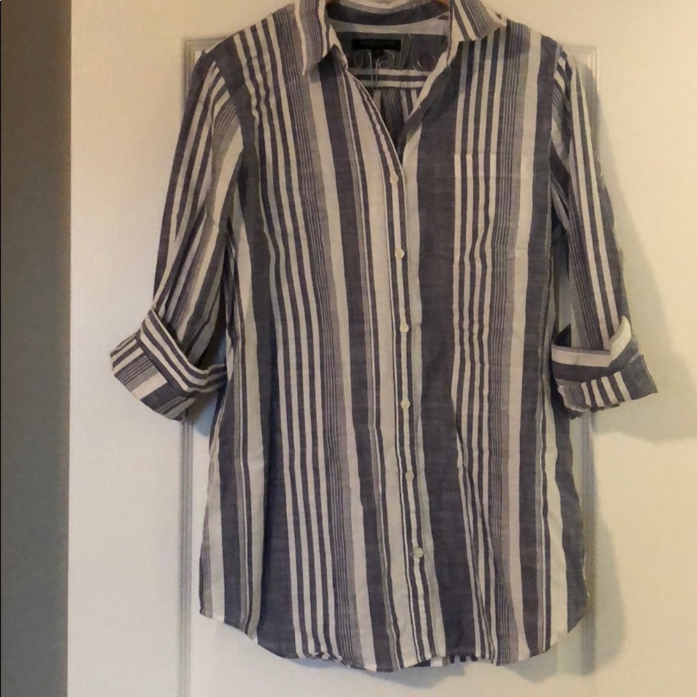 Banana Republic blue and white stripe button up